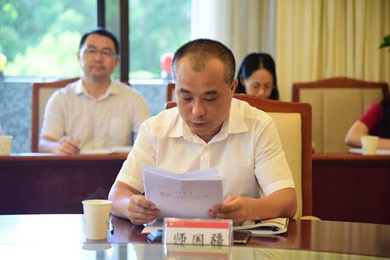 说明: C:\Users\lenovo\Desktop\20180726卢成燕任深圳大学党委副书记纪委书记\DSW_3391.JPG