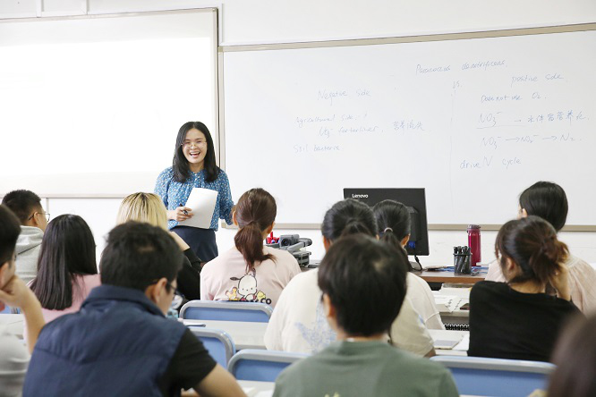 第八期“师学课堂”教学观摩活动成功举办