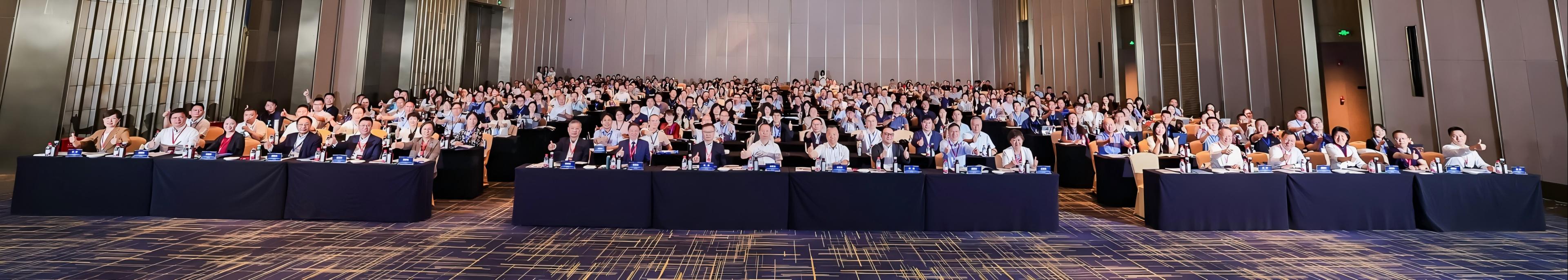 2025年中国高等教育学会工程教育专业委员会年会在深召开