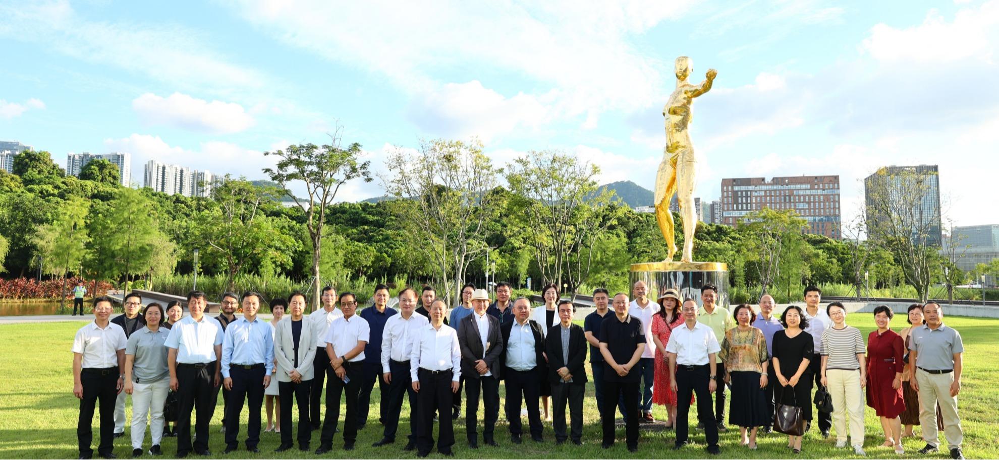 “城市与大学”公共艺术季揭幕仪式在深圳大学举行