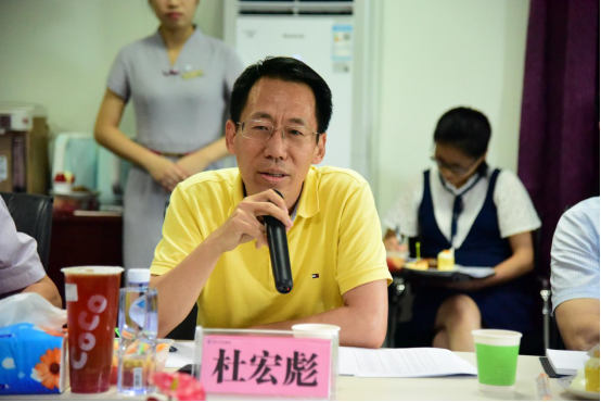 "书记下午茶"走进深大总医院 倾听各岗位代表心声