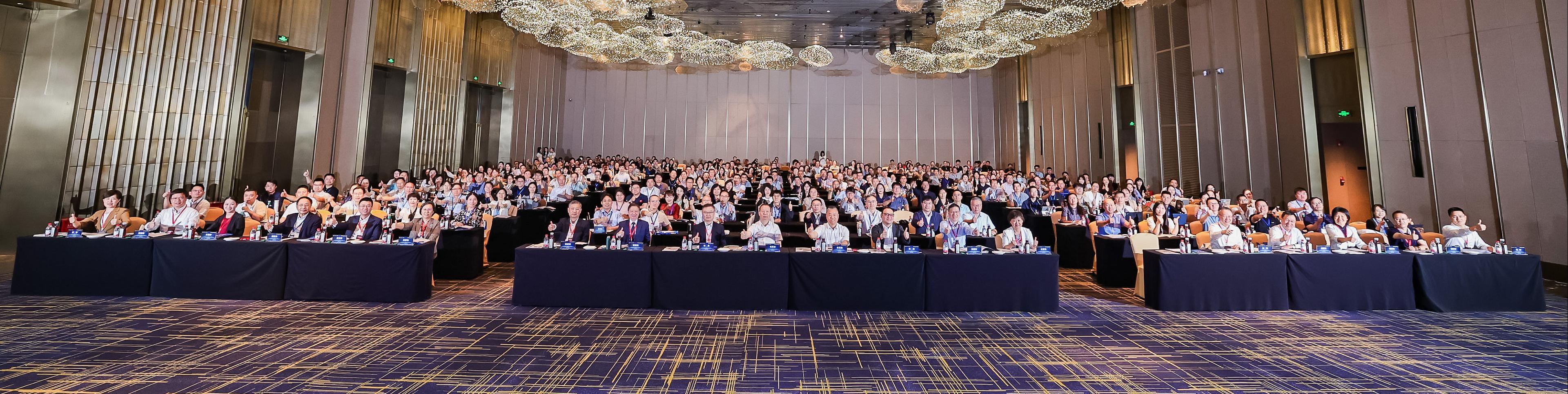 2025年中国高等教育学会工程教育专业委员会年会在深召开