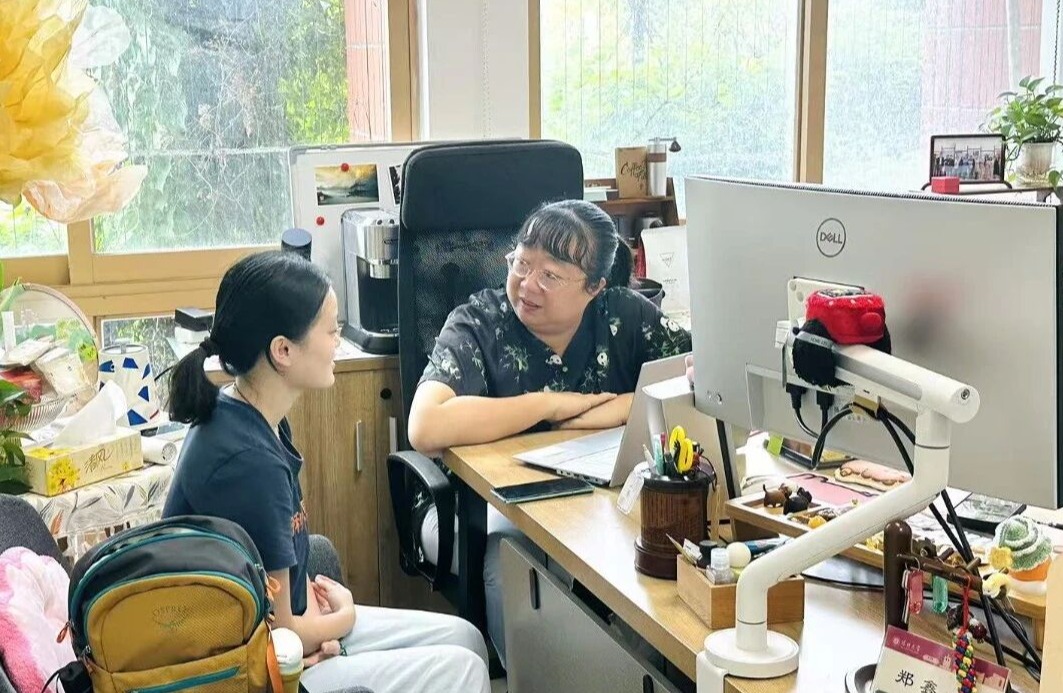 社牛“歪姐”，i人救星